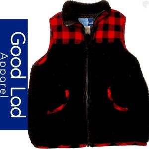 Good Lad 4T/5T Buffalo Plaid Vest Rugged charm for your little trendsetter!🍂👦